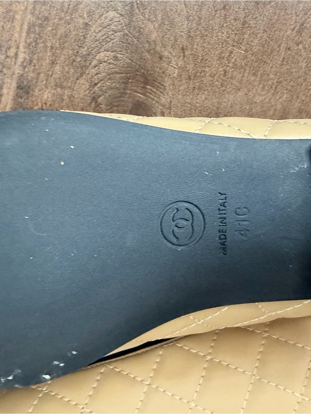 Cream Quilted Leather Logo Ballet Flats - Picture 4 of 6